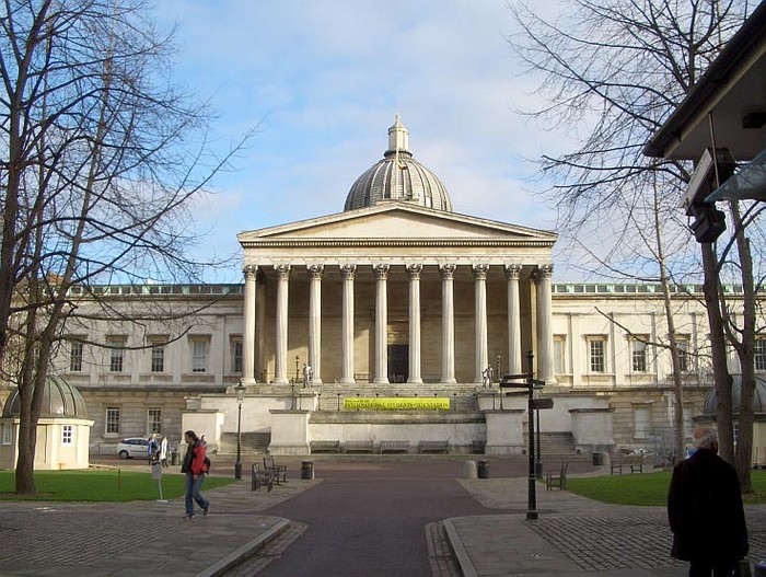 Hàng năm Đại học London (UCL) - Anh quốc có các chương trình học bổng hỗ trợ tài chính cho sinh viên quốc tế theo học tại trường. luôn dành nhiều suất học bổng sinh viên mở rộng, học bổng thám hiểm, học bổng nghiên cứu mở rộng, học bổng Harold & Olga Fox...